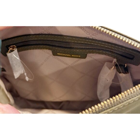 Michael Kors Women's Jet Set Nylon Messenger Bag Brown Gold Tone Logo Shoulder - Picture 8 of 9